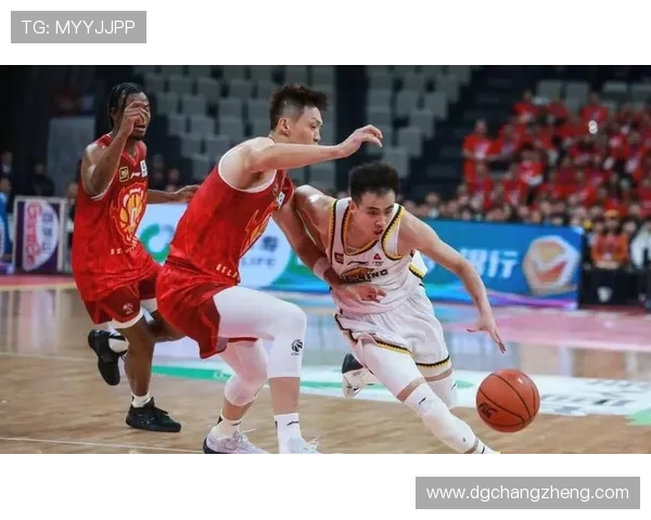 辽宁崩盘惨败广州内线遭完爆队